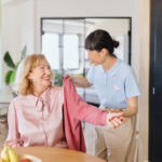 Pourquoi faire appel à un service de ménage à domicile à Bron pour son logement ?